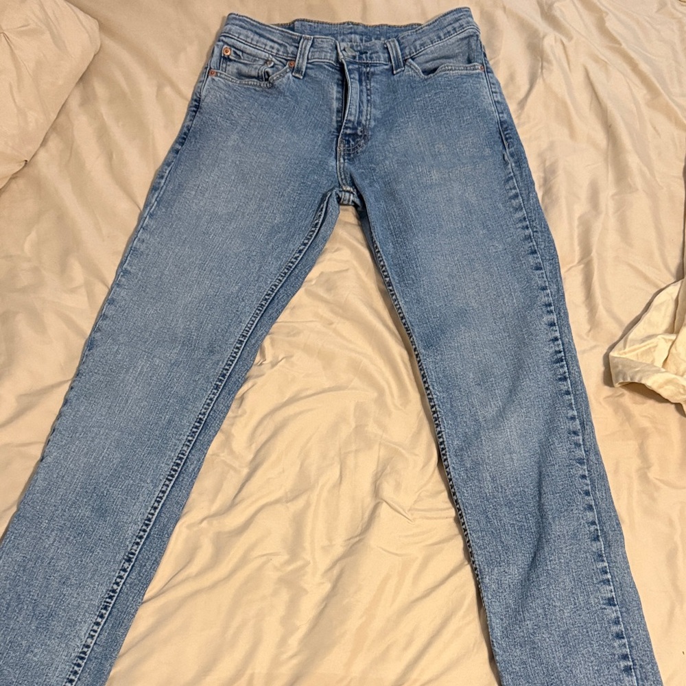 Levi's Women's Straight Leg Jeans in Light Blue
